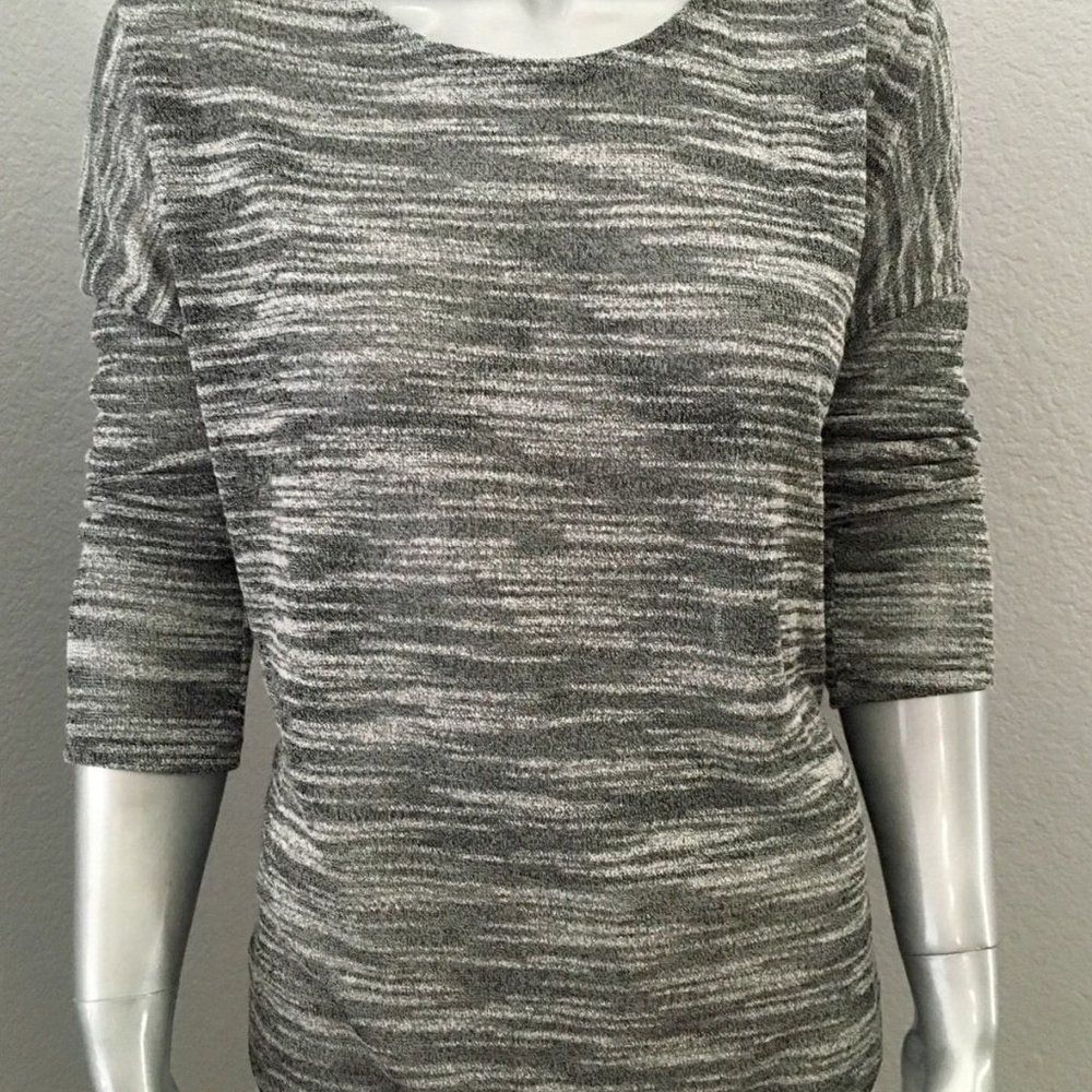 𝅺olive & Oak Sheer Marled High Low LS Top. Dolman Sleeves. Scoop Neck. - Picture 7 of 9
